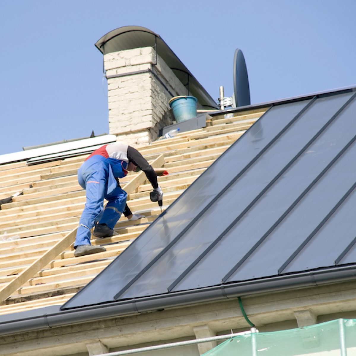 energy-efficient-metal-roof-replacement